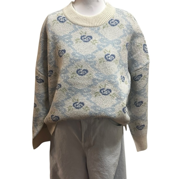 Sincerly Jules Sweaters - Sincerely Jules Bow Floral Oversized Sweater size Medium New